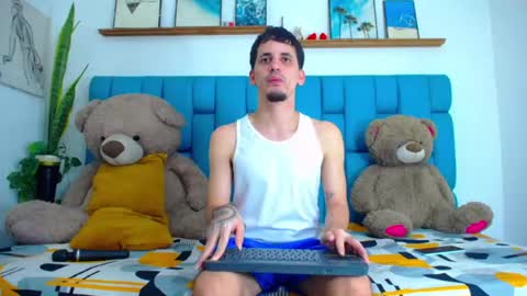 king voy online show from March 19, 2026, 5:55 am