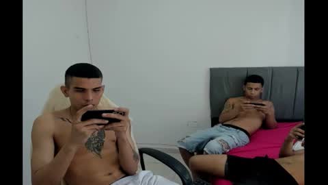 Snapshot of king_warlord chatting on March 21, 2026, 8:23 pm king_warlord online show from March 21, 2026, 8:23 pm