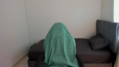 king_warlord online show from April 16, 2026, 12:39 pm