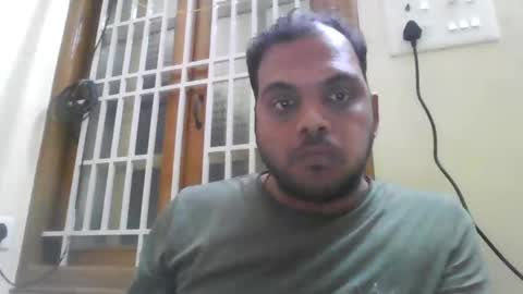 kingalpines1 online show from November 23, 2025, 5:24 pm