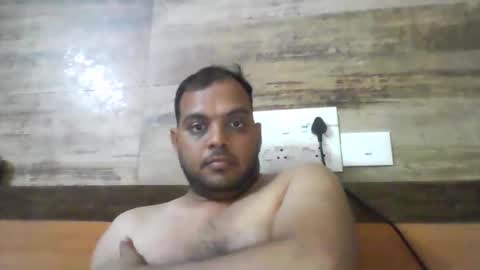 kingalpines1 online show from February 12, 2026, 6:58 pm