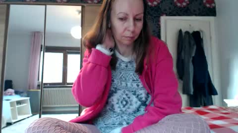 Snapshot of kingandprincess chatting on May 26, 2026, 5:53 pm sexysexyhotwetpinkredpussy online show from May 26, 2026, 5:53 pm
