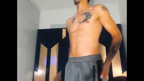 kingartur_rs online show from April 10, 2026, 3:12 am