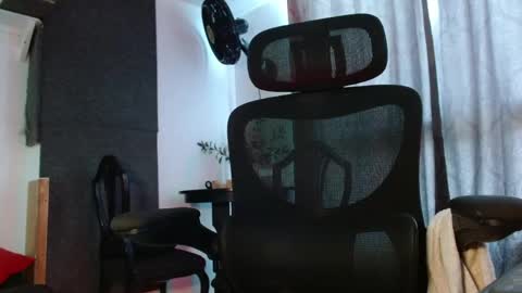 Jake online show from May 5, 2026, 5:32 pm