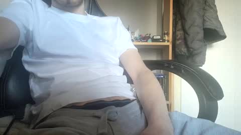 kingcharlez_04 online show from February 25, 2025, 11:41 am