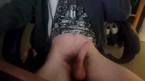 kingcharlez_04 online show from October 4, 2025, 10:41 pm