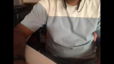 Snapshot of kingcobra_08 chatting on May 16, 2026, 7:05 am kingcobra_08 online show from May 16, 2026, 7:05 am