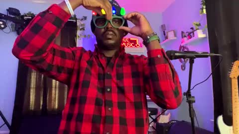 KC online show from December 28, 2024, 9:19 pm