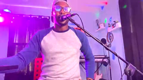 KC online show from February 28, 2025, 7:03 pm