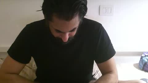  ivano corona  online show from May 9, 2026, 10:42 am
