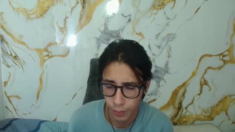 kingdanny_8 online show from March 20, 2026, 10:31 am