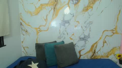 kingdanny_8 online show from March 22, 2026, 1:09 am