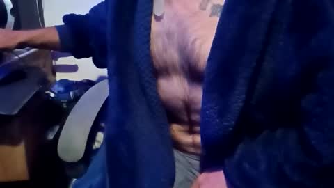 Robbie  online show from October 2, 2025, 6:26 pm