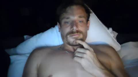 Snapshot of kingharold92 chatting on June 25, 2026, 9:52 pm kingharold92 online show from June 25, 2026, 9:52 pm