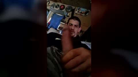kingofmuffy538488 online show from June 18, 2026, 8:13 pm