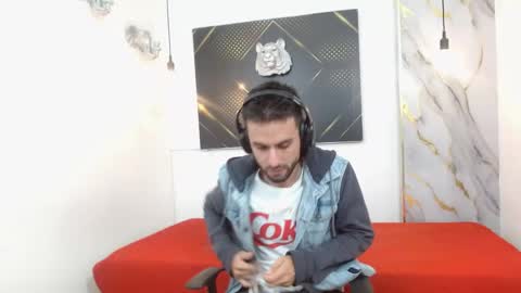 Snapshot of kingoftemptation chatting on April 2, 2026, 3:48 am KING online show from April 2, 2026, 3:48 am