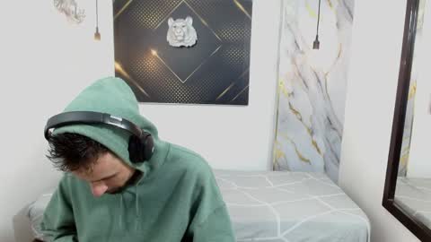 Snapshot of kingoftemptation chatting on April 7, 2026, 3:40 am KING online show from April 7, 2026, 3:40 am