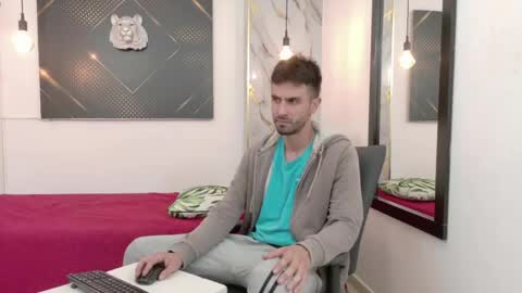 Snapshot of kingoftemptation chatting on June 1, 2026, 4:03 am KING online show from June 1, 2026, 4:03 am