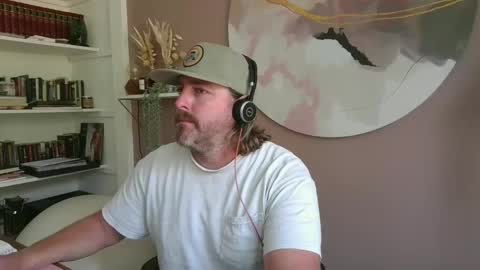 Richard online show from September 23, 2025, 6:22 pm