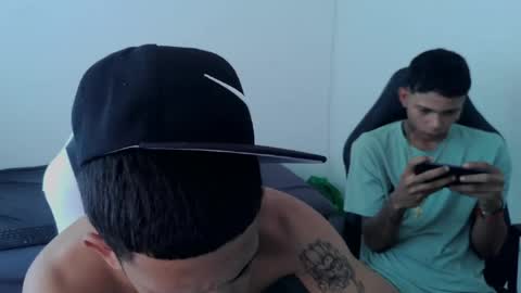 Snapshot of kings_latins chatting on April 20, 2026, 7:15 pm DOMINANT ALPHA KINGS online show from April 20, 2026, 7:15 pm
