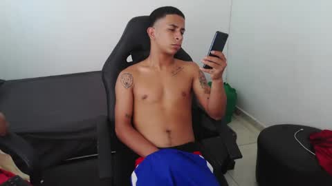 Snapshot of kings_latins chatting on April 23, 2026, 6:54 pm DOMINANT ALPHA KINGS online show from April 23, 2026, 6:54 pm