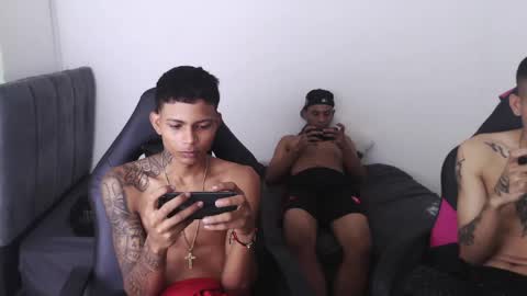 Snapshot of kings_latins chatting on May 10, 2026, 10:37 pm DOMINANT ALPHA KINGS online show from May 10, 2026, 10:37 pm