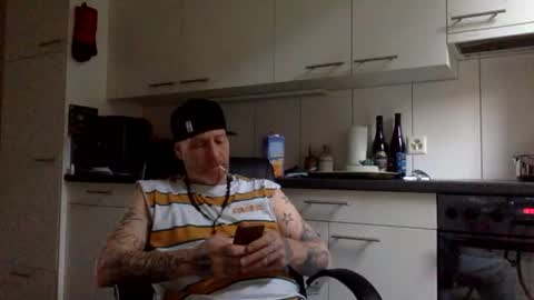 kingsize online show from January 9, 2025, 12:30 pm