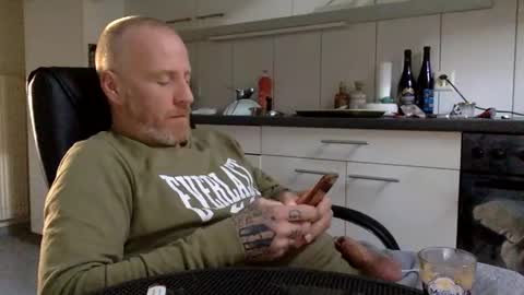 kingsize online show from January 14, 2025, 8:41 am