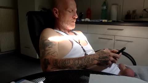 kingsize online show from September 10, 2025, 9:53 am