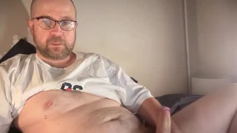 Snapshot of kingsizetease chatting on July 10, 2026, 10:51 am kingsizetease online show from July 10, 2026, 10:51 am