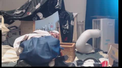kinkeysole online show from March 2, 2025, 1:38 pm