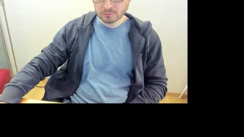 Snapshot of kinksubbydubby chatting on October 15, 2025, 9:59 pm kinksubbydubby online show from October 15, 2025, 9:59 pm