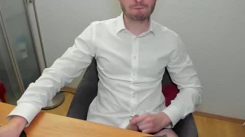 kinksubbydubby online show from November 6, 2025, 5:58 pm