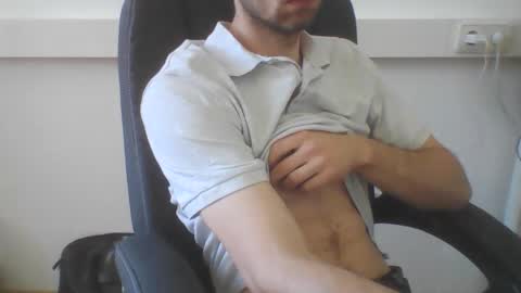 Max online show from April 27, 2026, 12:36 pm