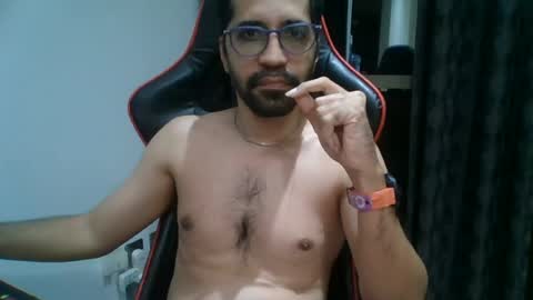 kinky_one1 online show from July 16, 2026, 8:26 pm