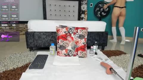 Polar  online show from November 18, 2025, 3:23 am