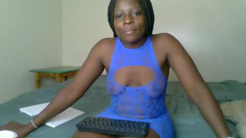kinky_roey online show from February 16, 2025, 7:59 am