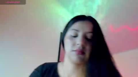 Snapshot of kinky_yeyns chatting on January 28, 2025, 12:15 am kinky yeyns online show from January 28, 2025, 12:15 am