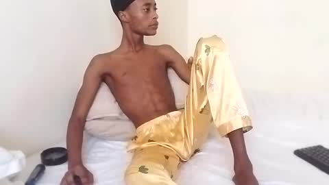 Snapshot of kinkybby_ chatting on February 3, 2025, 12:14 pm kinkybby_ online show from February 3, 2025, 12:14 pm