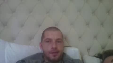 kinkycouple147 online show from April 30, 2026, 2:01 pm