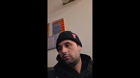 Snapshot of kinkycouple1789 chatting on November 29, 2025, 10:02 pm Maysie and Hunter online show from November 29, 2025, 10:02 pm