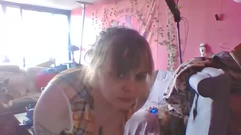 Snapshot of kinkyivy99 chatting on March 29, 2026, 8:09 pm kinkyivy99 online show from March 29, 2026, 8:09 pm