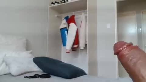 kinkyj_ online show from October 19, 2025, 8:48 am