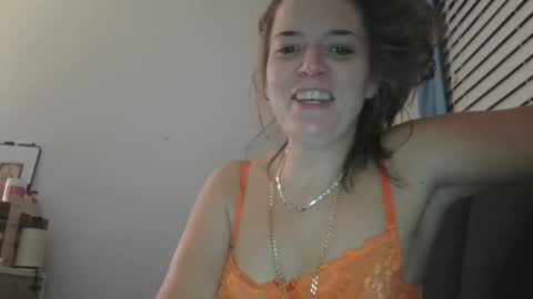 Snapshot of kinkymilfslut chatting on October 18, 2025, 2:18 pm kinkymilfslut online show from October 18, 2025, 2:18 pm