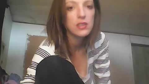 Snapshot of kinkyvibesxxx chatting on December 5, 2024, 4:42 am kinkyvibes online show from December 5, 2024, 4:42 am