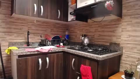 kinkyy_mom online show from June 14, 2026, 2:19 pm