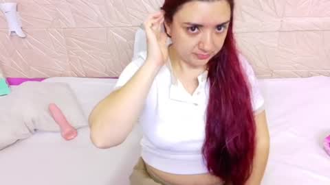 kinkyy_redhead online show from June 10, 2026, 11:20 am