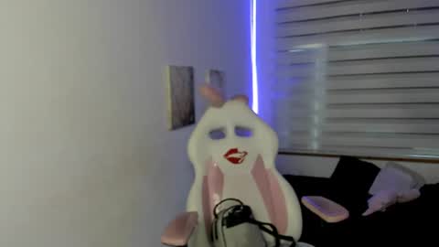 kir_ely online show from June 13, 2026, 7:01 pm