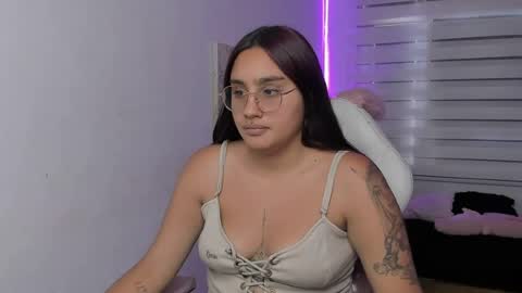 kir_ely online show from July 27, 2026, 7:32 pm
