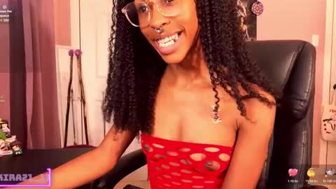 Snapshot of kira21_13 chatting on October 18, 2025, 1:08 am Kira21 13 online show from October 18, 2025, 1:08 am